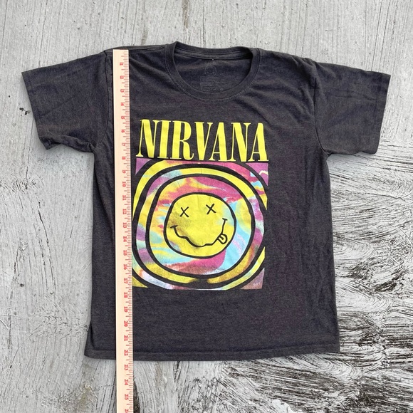 Nirvana Band T Shirt Adult Small Charcoal Gray Rainbow Smiley Face Kurt Cobain - Picture 2 of 5